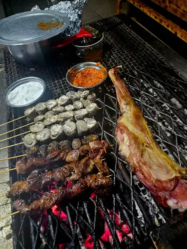 Grilled meat plate